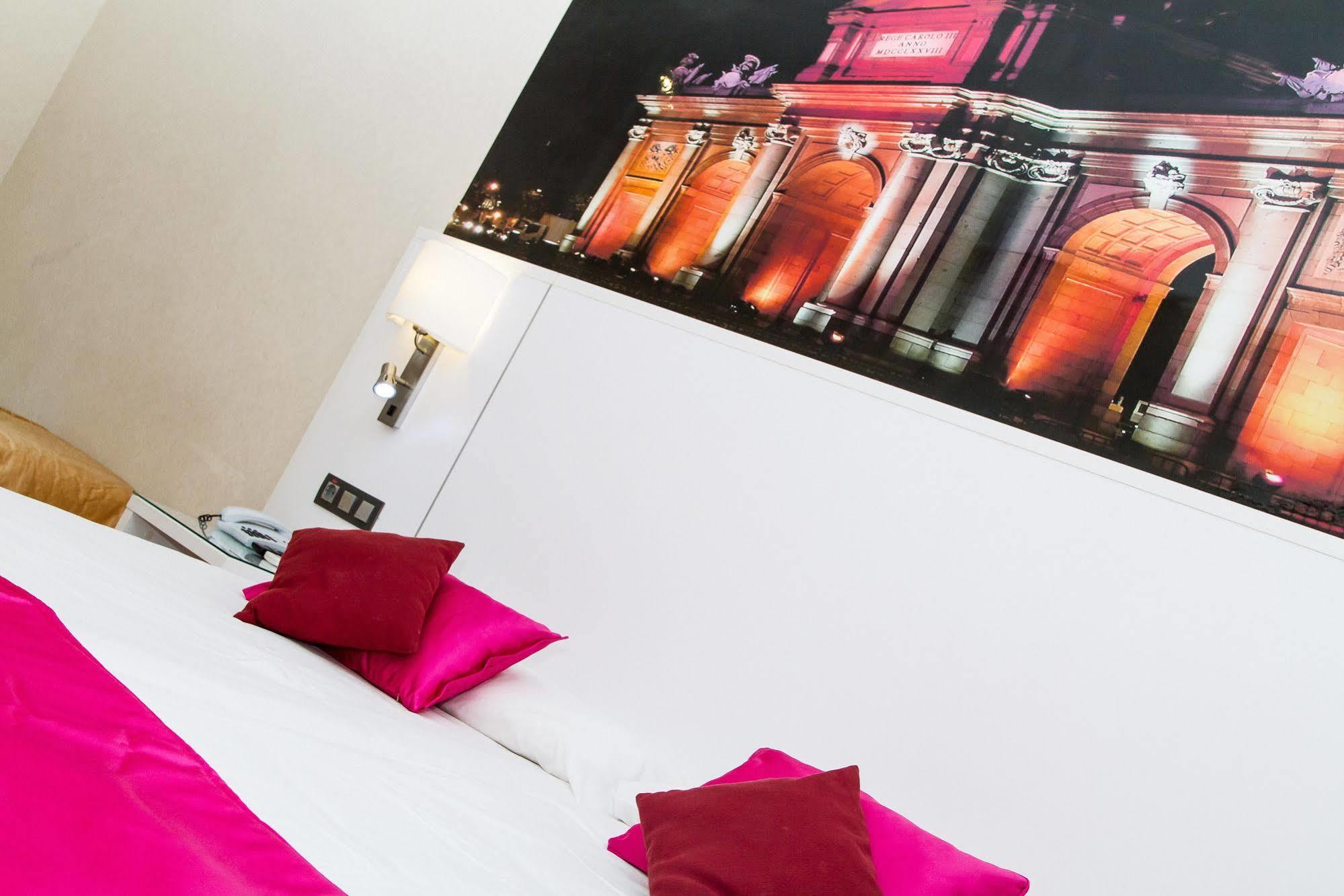 Ch Olmedo Hotel Madrid Buitenkant foto